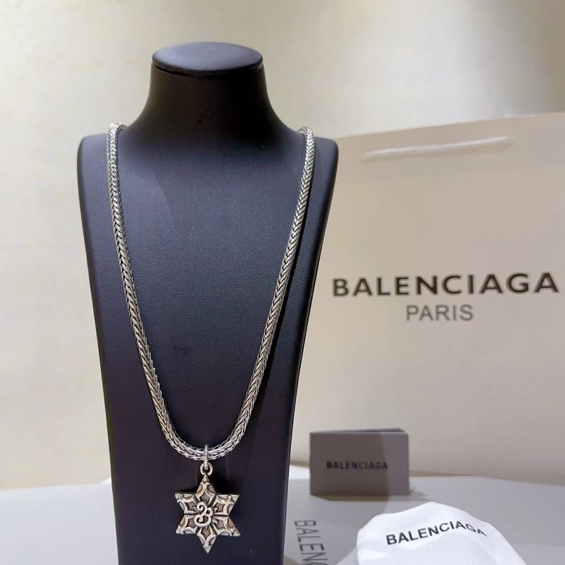 Ba1en*iaga necklaces